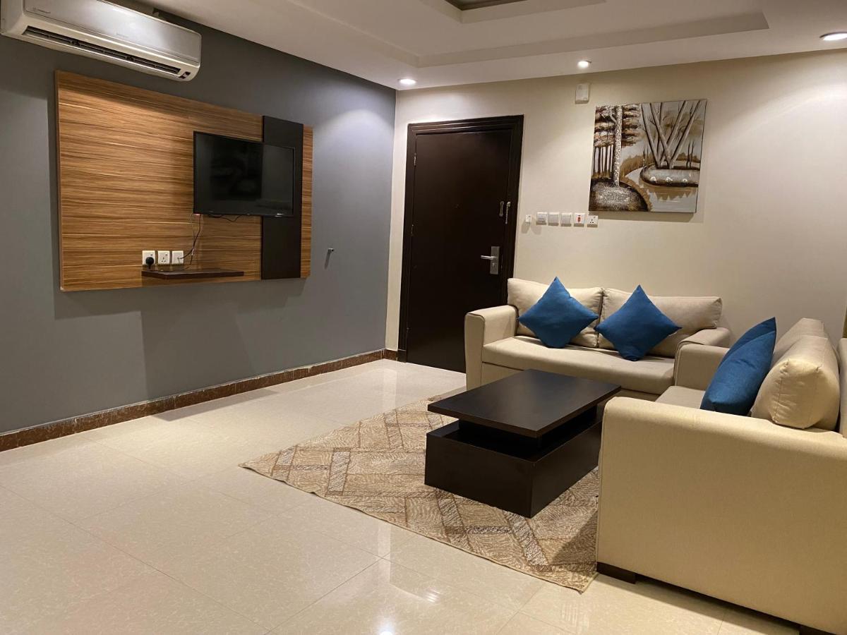 Al Rafahya Crown Aparthotel 4*